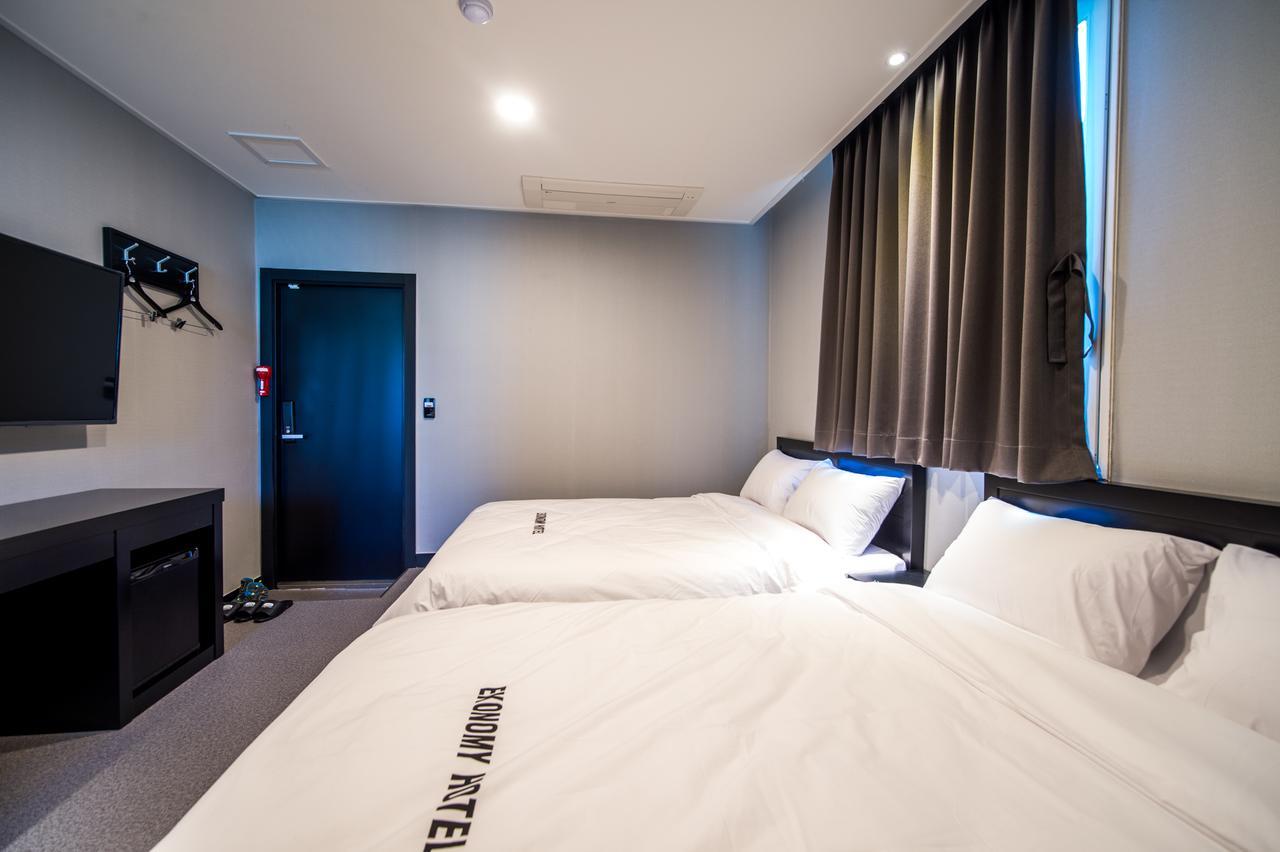 Ekonomy Hotel 旌善 外观 照片