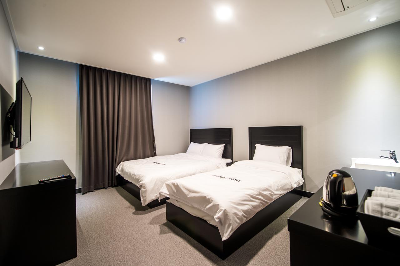 Ekonomy Hotel 旌善 外观 照片