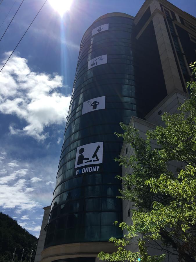 Ekonomy Hotel 旌善 外观 照片